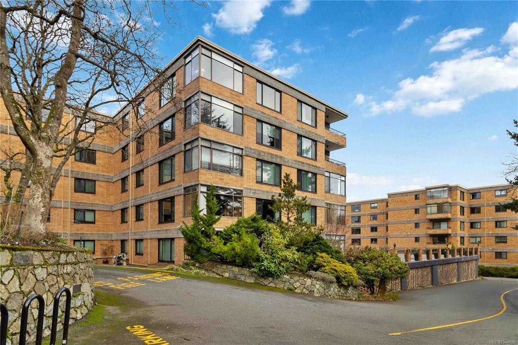501-2920 Cook Street, Victoria, BC, V8T 3S7
