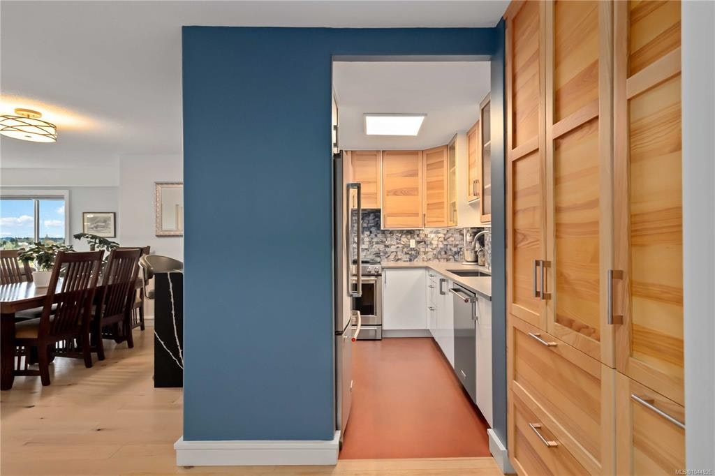 501-2920 Cook Street, Victoria, BC, V8T 3S7 - 13