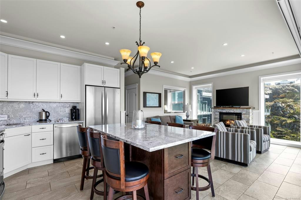 13B-1000 Sookepoint Place, Sooke, BC, V9Z 1L8 - 17