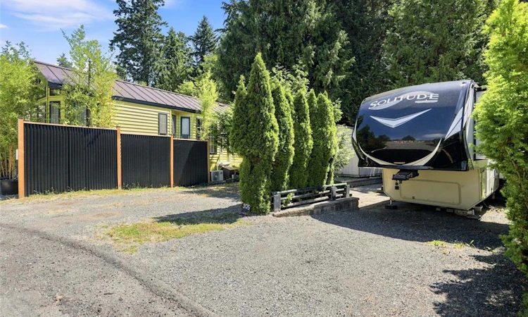 2106 Buttle Lake Way