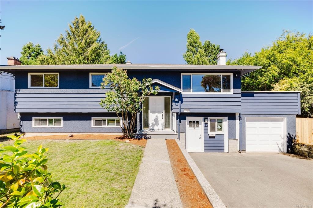 1910 San Rafael Crescent, Saanich, BC, V8N 2H5