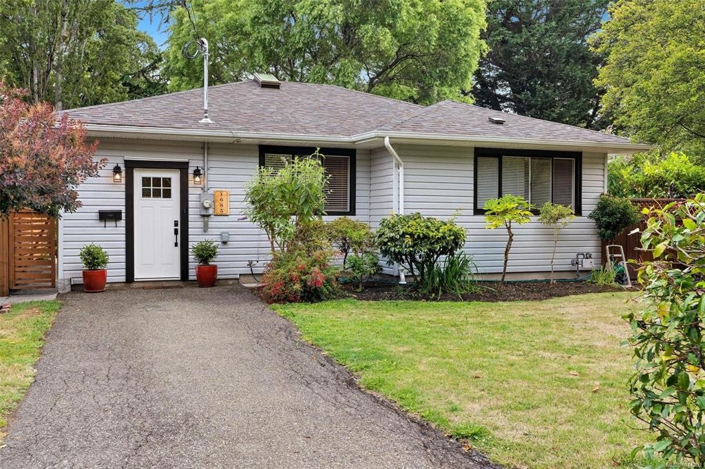 1685 Midgard Avenue, Saanich, BC, V8P 2Y4