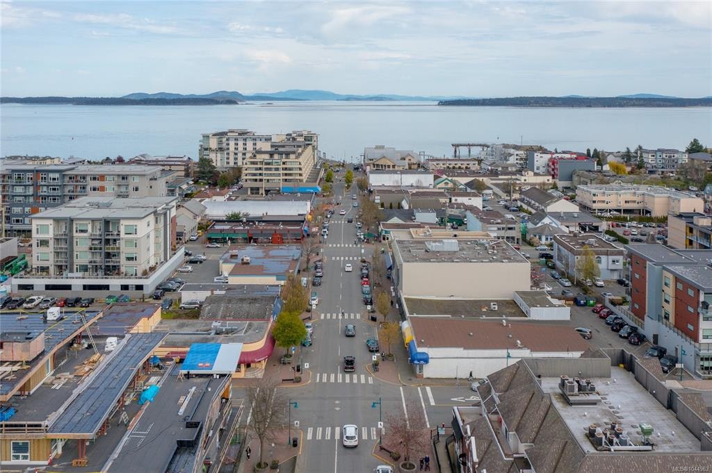 204-9725 Fourth Street, Sidney, BC, V8L 2Y8 - 25