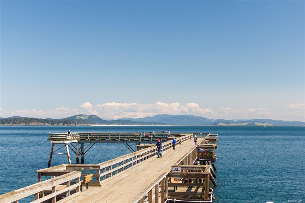 204-9725 Fourth Street, Sidney, BC, V8L 2Y8 - 22