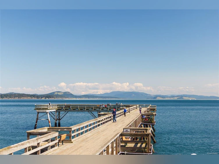 204-9725 Fourth Street, Sidney, BC, V8L 2Y8 - 22