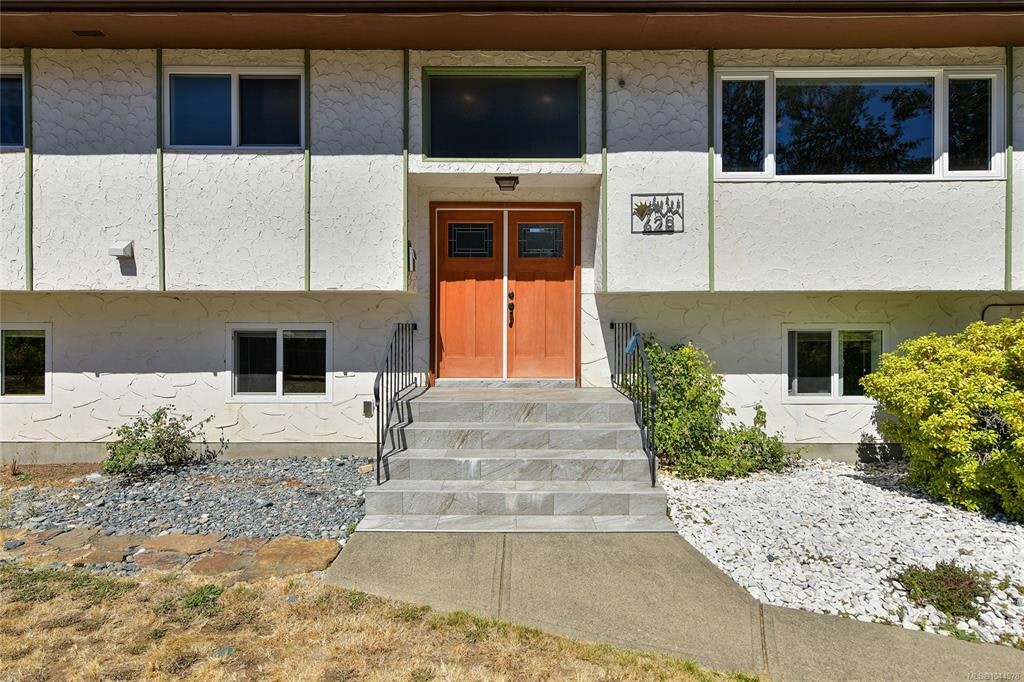 628 Mount View Avenue, Colwood, BC, V9B 2B5