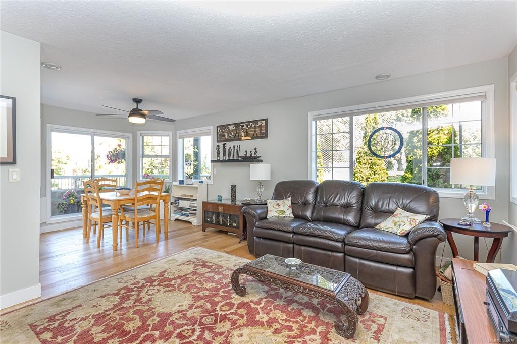 101-1220 Fort Street, Victoria, BC, V8V 3L2