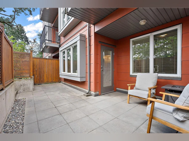 102-4030 Borden Street, Saanich, BC, V8X 2E9 - 14