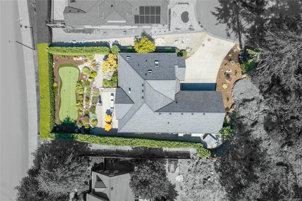 3380 Bradner Circle, Fairwinds, BC, V9P 9H5 - 9