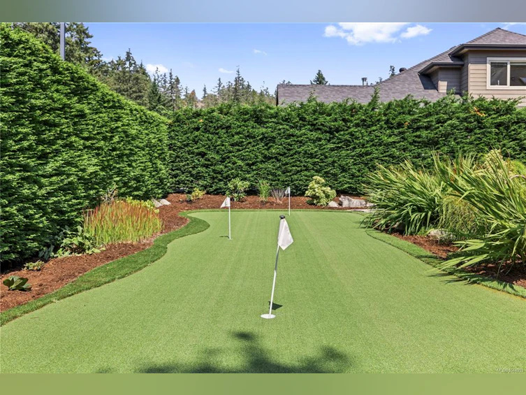 3380 Bradner Circle, Fairwinds, BC, V9P 9H5 - 50