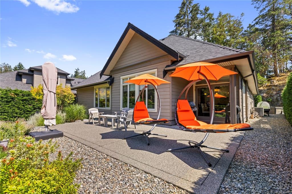 3380 Bradner Circle, Fairwinds, BC, V9P 9H5 - 48