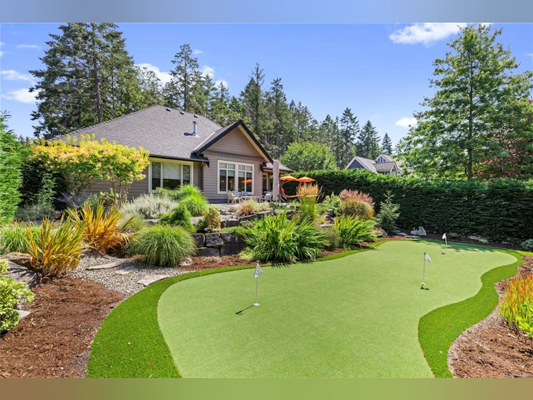 3380 Bradner Circle, Fairwinds, BC, V9P 9H5 - 6