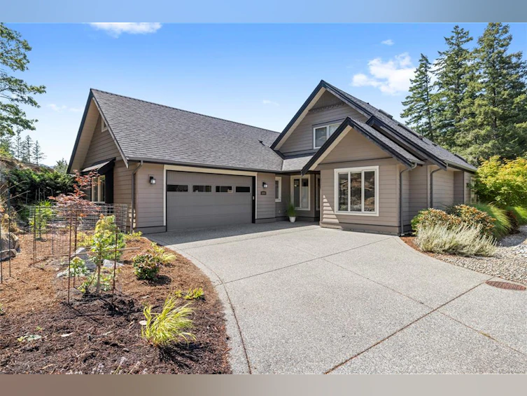 3380 Bradner Circle, Fairwinds, BC, V9P 9H5 - 56
