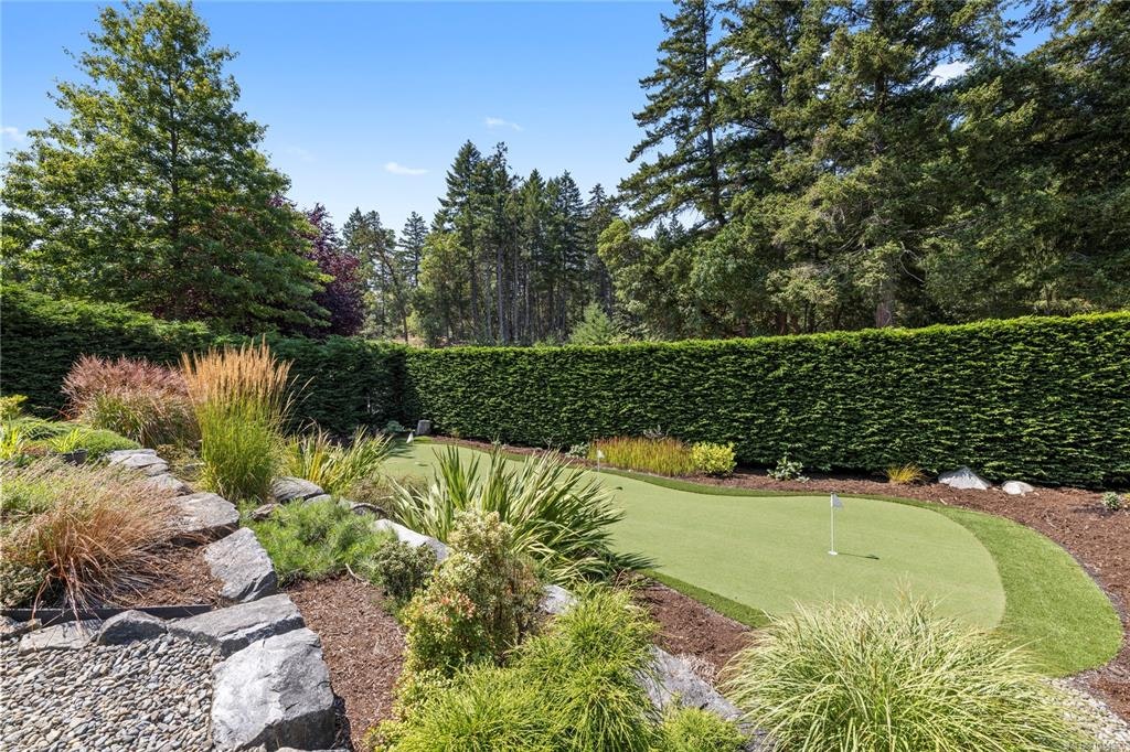 3380 Bradner Circle, Fairwinds, BC, V9P 9H5 - 53