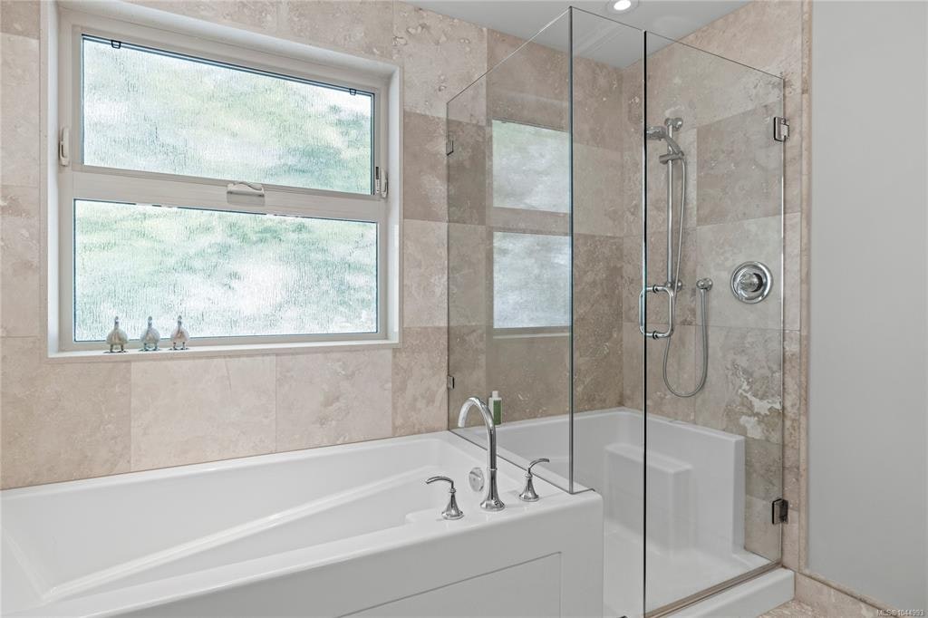 3380 Bradner Circle, Fairwinds, BC, V9P 9H5 - 32