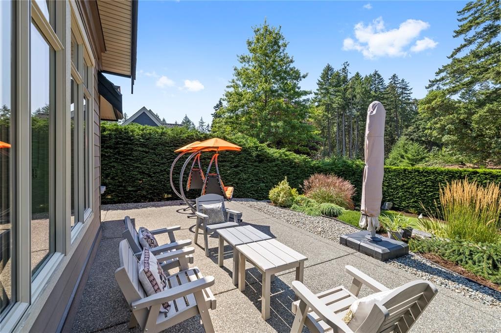 3380 Bradner Circle, Fairwinds, BC, V9P 9H5 - 8