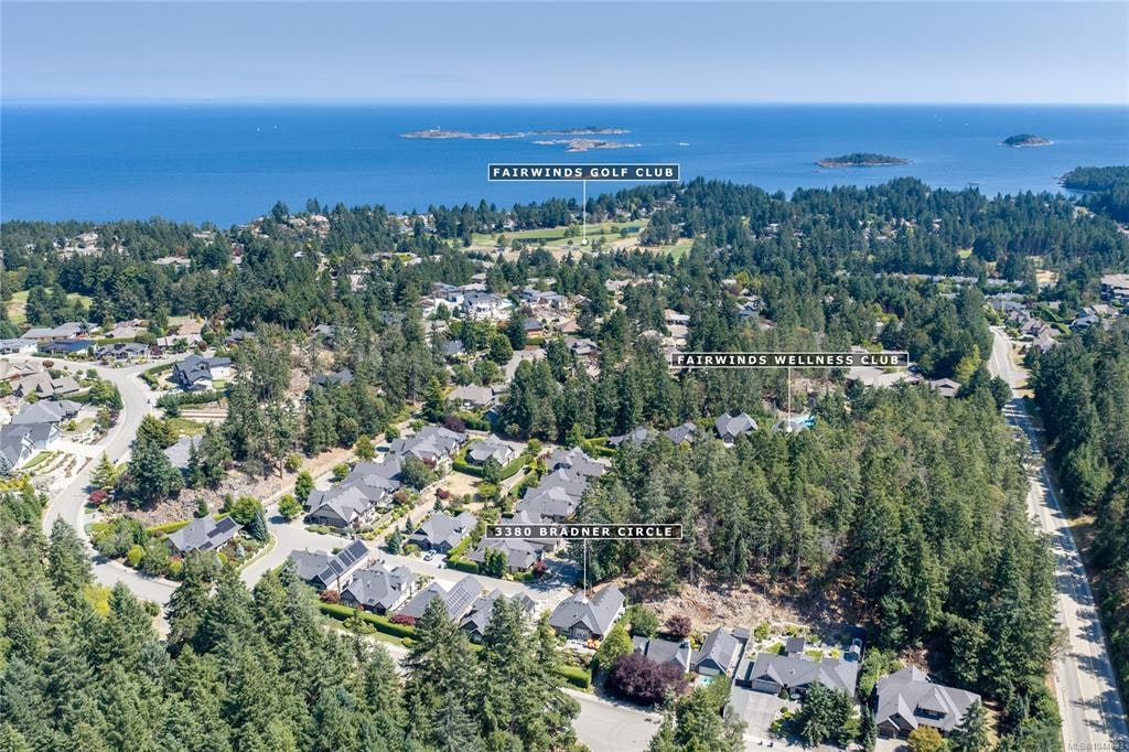 3380 Bradner Circle, Fairwinds, BC, V9P 9H5 - 10