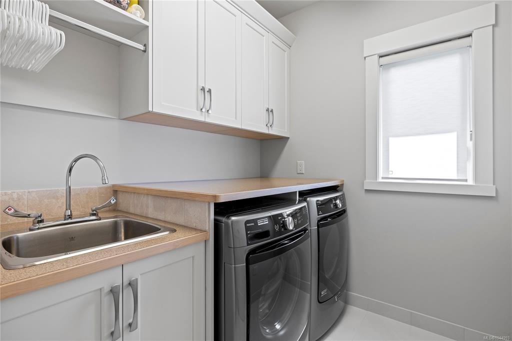 3380 Bradner Circle, Fairwinds, BC, V9P 9H5 - 35