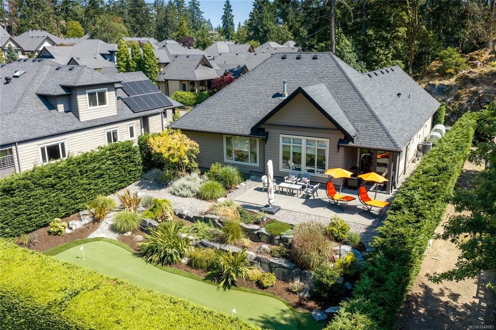 3380 Bradner Circle, Fairwinds, BC, V9P 9H5 - 71
