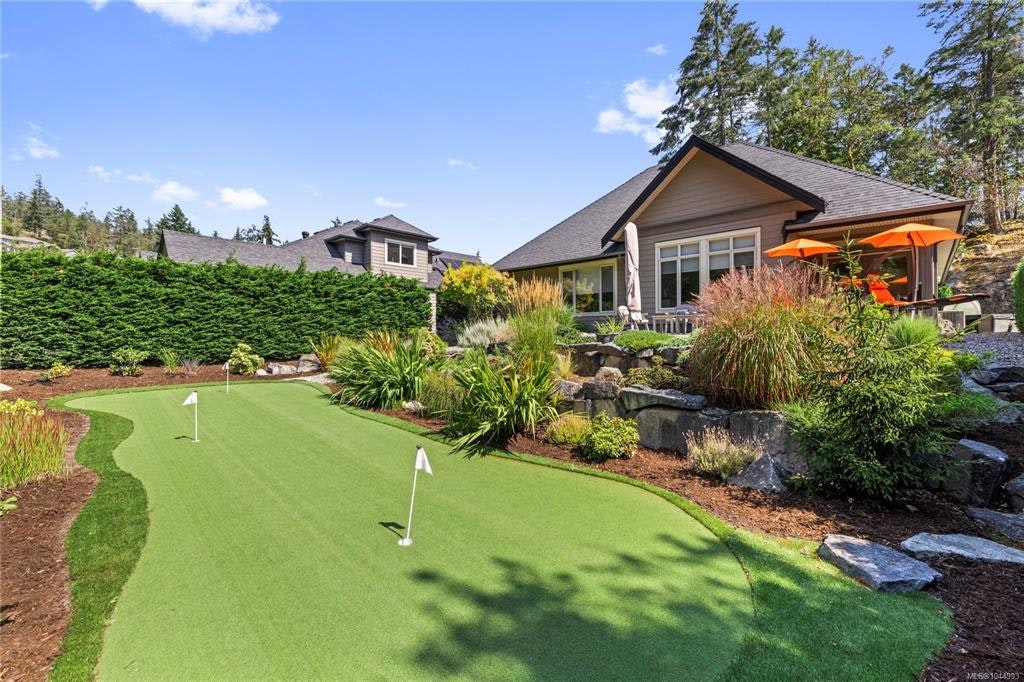 3380 Bradner Circle, Fairwinds, BC, V9P 9H5 - 47