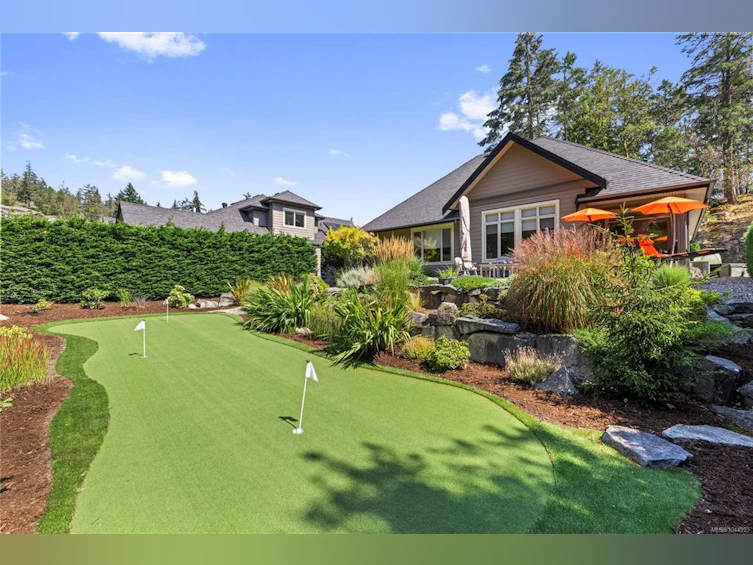 3380 Bradner Circle, Fairwinds, BC, V9P 9H5 - 47