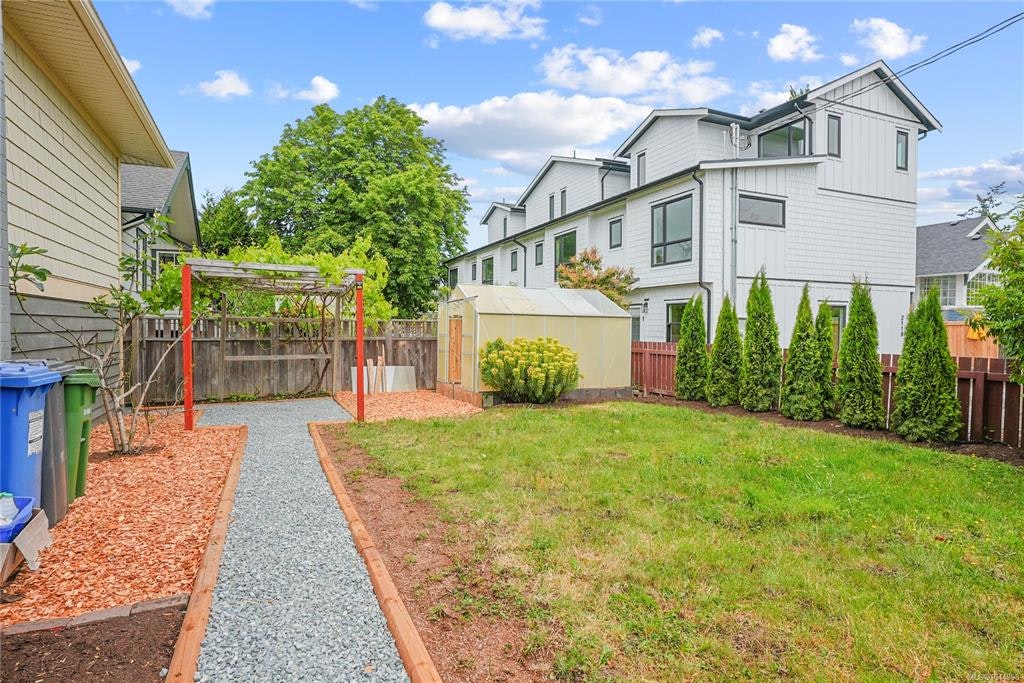 2112 Pentland Road, Oak Bay, BC, V8S 2W4 - 42