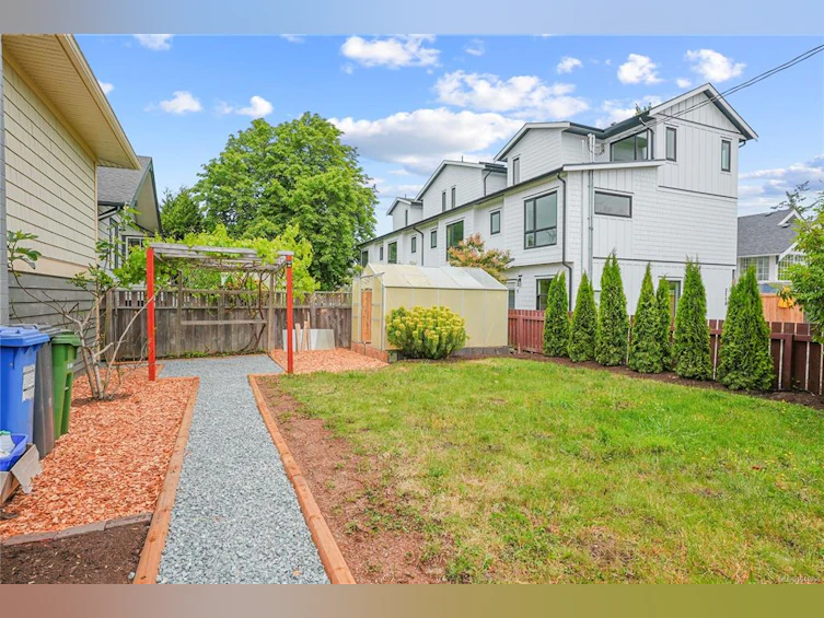 2112 Pentland Road, Oak Bay, BC, V8S 2W4 - 42