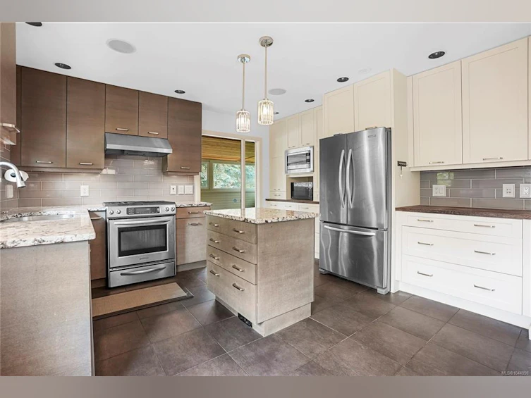 2112 Pentland Road, Oak Bay, BC, V8S 2W4 - 7