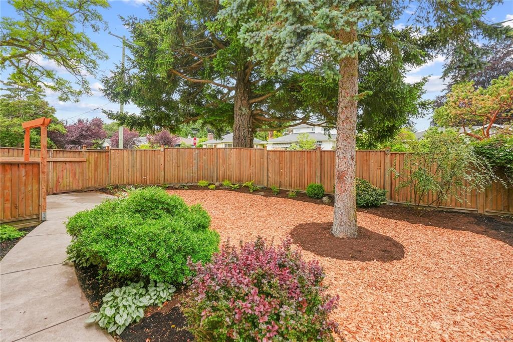 2112 Pentland Road, Oak Bay, BC, V8S 2W4 - 43
