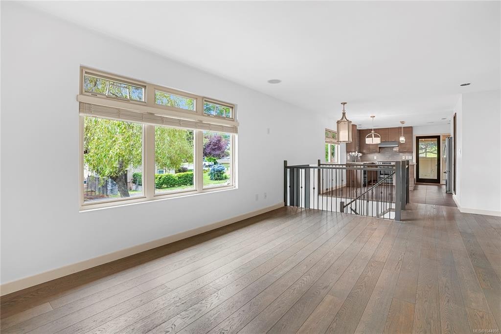 2112 Pentland Road, Oak Bay, BC, V8S 2W4 - 4