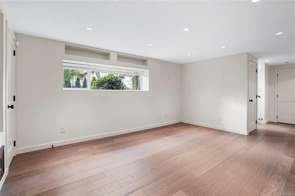 2112 Pentland Road, Oak Bay, BC, V8S 2W4 - 20
