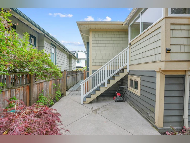 2112 Pentland Road, Oak Bay, BC, V8S 2W4 - 38