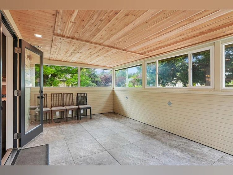 2112 Pentland Road, Oak Bay, BC, V8S 2W4 - 11