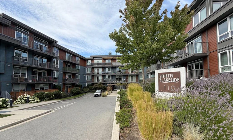 411-110 Presley Place