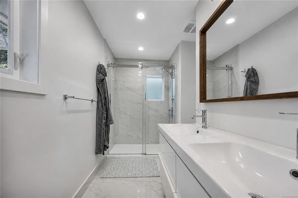 5620 Hammond Bay Road, Nanaimo, BC, V9T 5N2 - 48