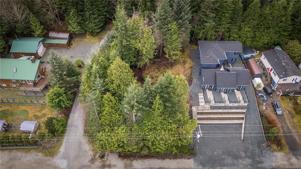 1391 Victoria Road, Ucluelet, BC, V0R 3A0 - 2