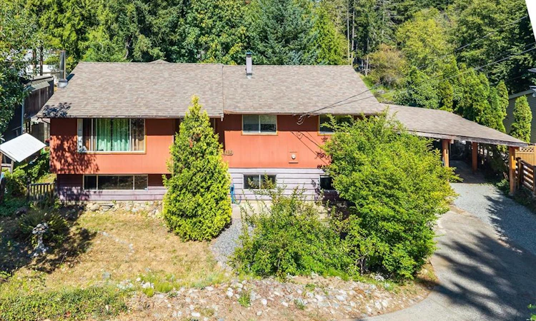 2682 Beaver Creek Crescent