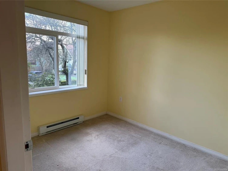 204-2045 Carrick Street, Oak Bay, BC, V8R 2M5 - 12