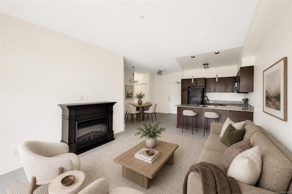 305-2220 Sooke Road - 2