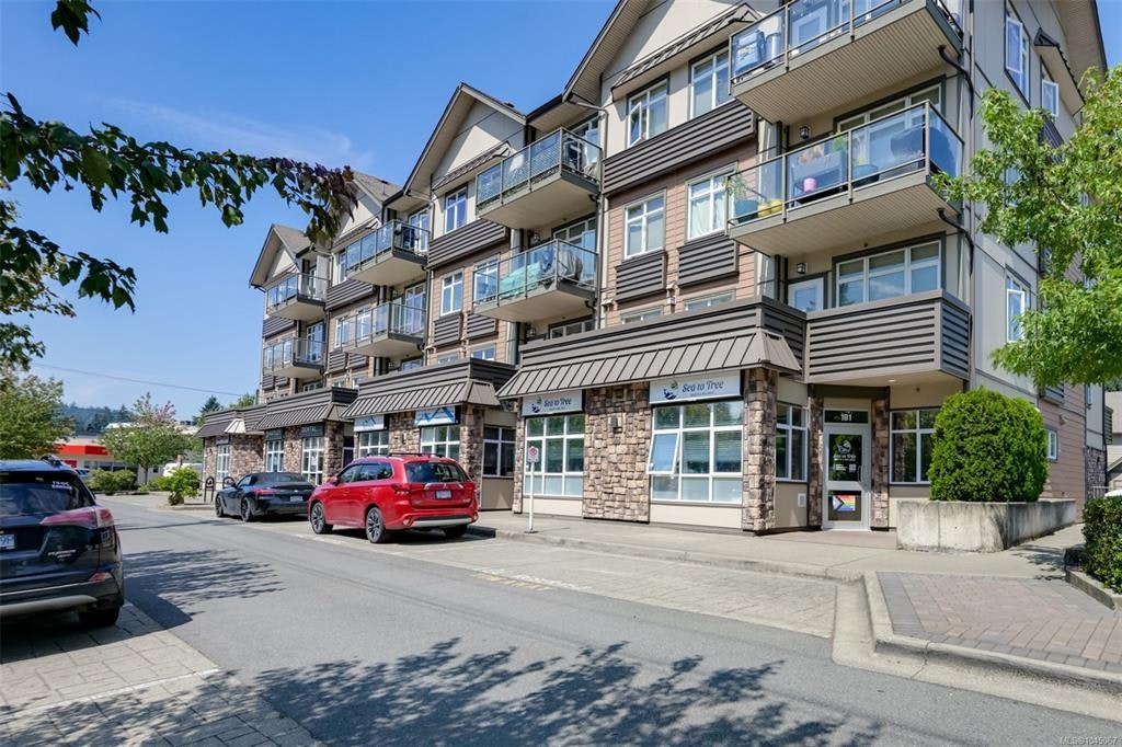 305-2220 Sooke Road - 3