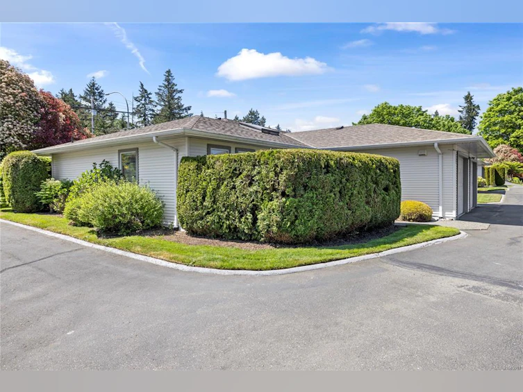 24-450 Bay Avenue, Parksville, BC, V9P 2K2 - 13