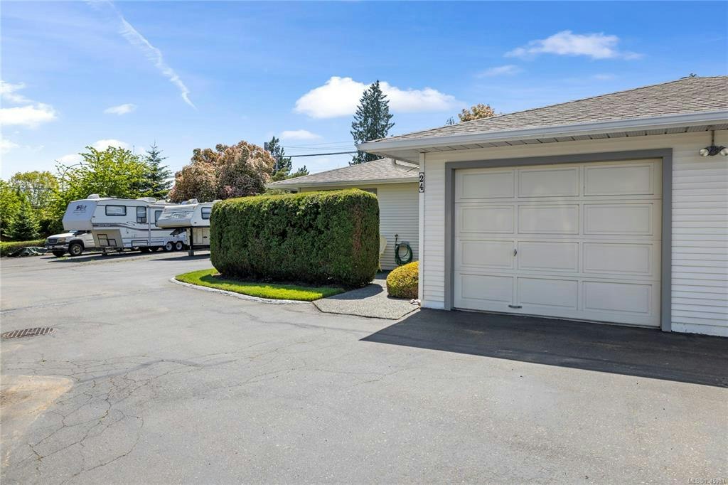 24-450 Bay Avenue, Parksville, BC, V9P 2K2 - 31