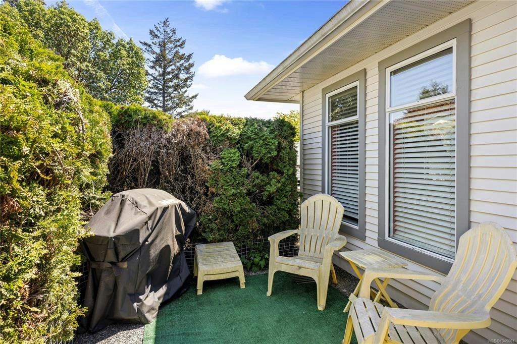 24-450 Bay Avenue, Parksville, BC, V9P 2K2 - 11