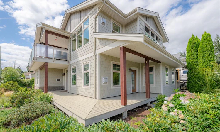 1251 Discovery Avenue