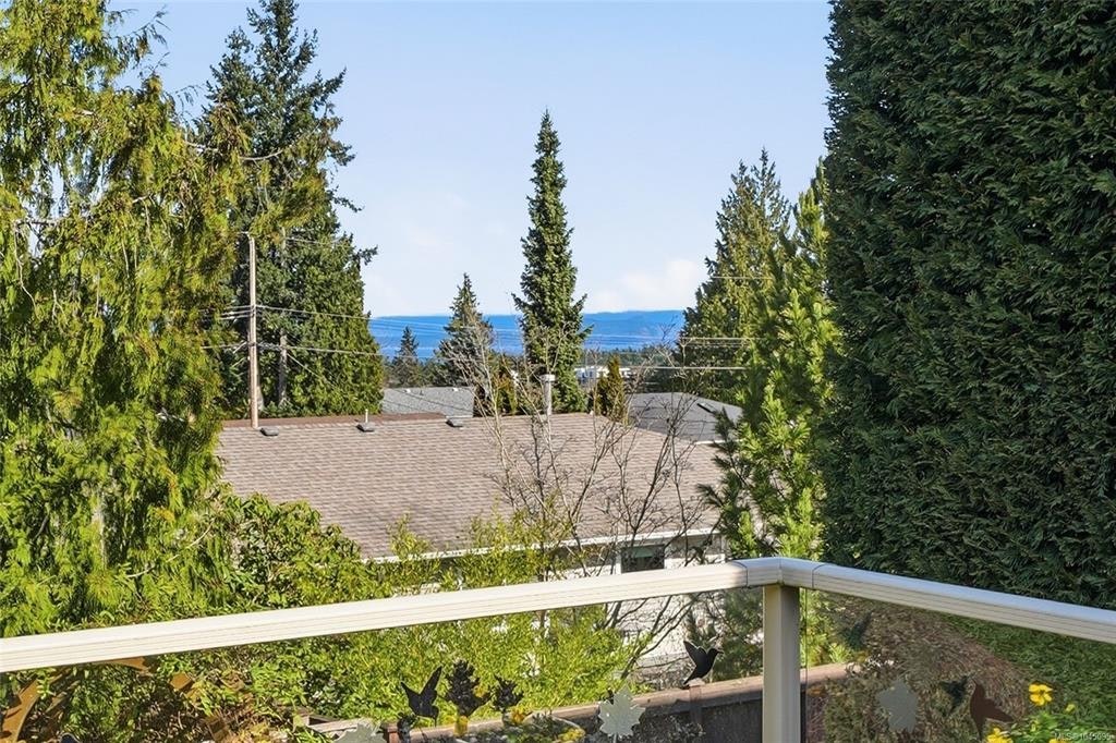 211 Saturna Drive, Qualicum Beach, BC, V9K 2P5 - 27