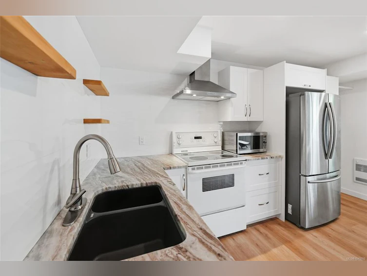 211 Saturna Drive, Qualicum Beach, BC, V9K 2P5 - 46