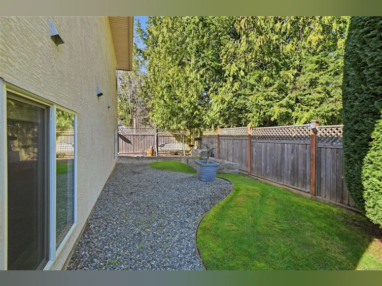 211 Saturna Drive, Qualicum Beach, BC, V9K 2P5 - 58