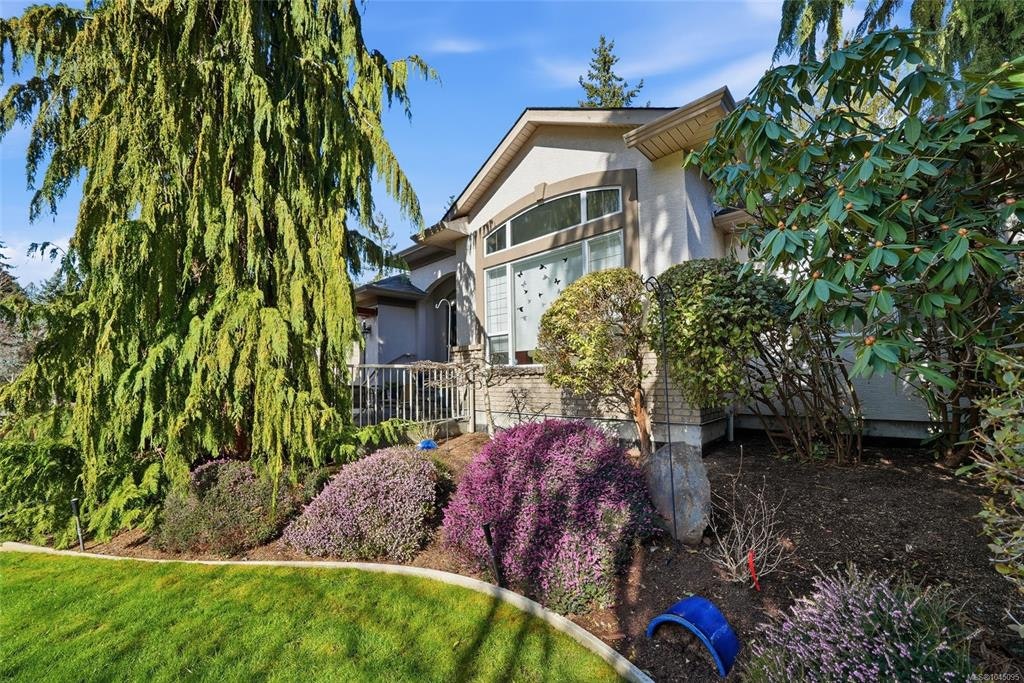 211 Saturna Drive, Qualicum Beach, BC, V9K 2P5 - 13
