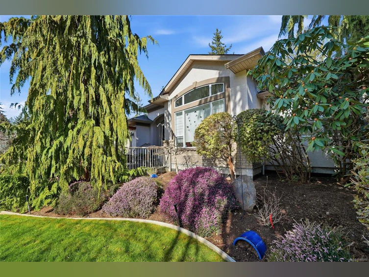 211 Saturna Drive, Qualicum Beach, BC, V9K 2P5 - 13