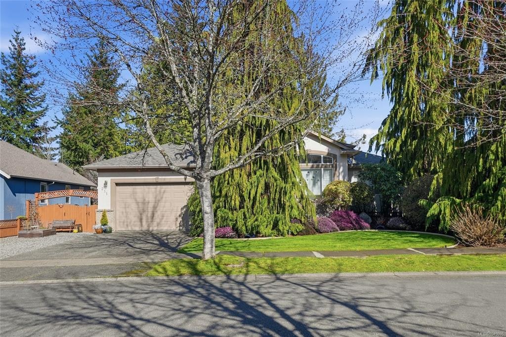 211 Saturna Drive, Qualicum Beach, BC, V9K 2P5